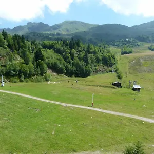 https://appartement-epicea-residence-front-de-neige.midi-pyreneeshotels.com